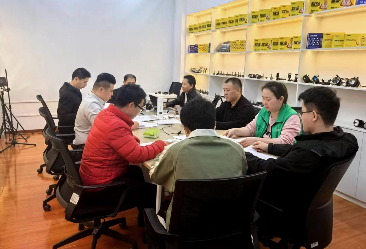 Zuoban Technology는 2024 ISO9001 품질 관리 시스템 인증 감독 감사를 성공적으로 통과했습니다.